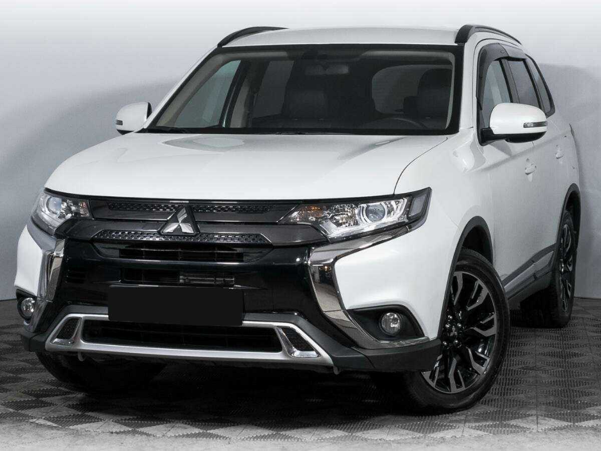 Mitsubishi Outlander 2021 года с пробегом. Посмотреть фото