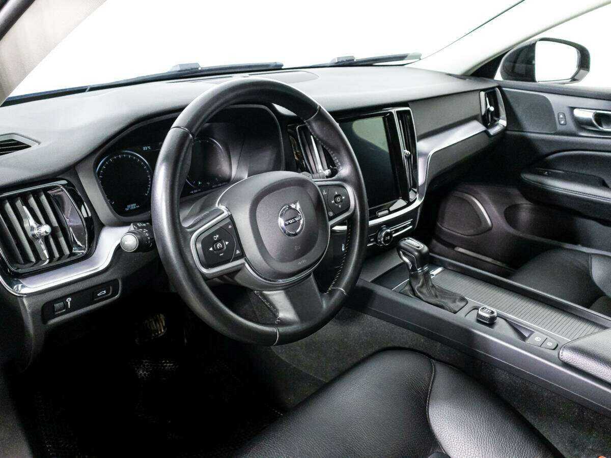 Volvo V60 2018 года с пробегом. Фото: #10
