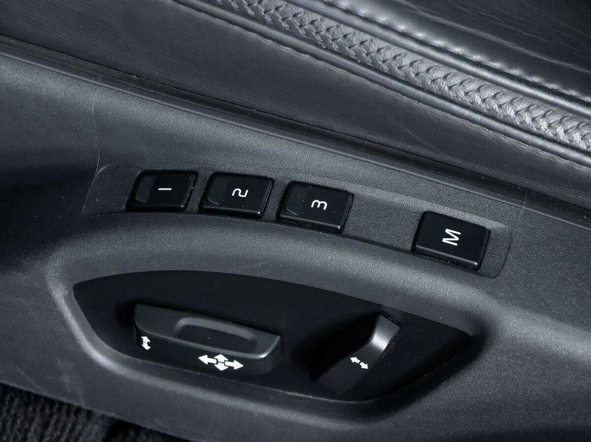 Volvo XC70 2012 года с пробегом. Фото: #16