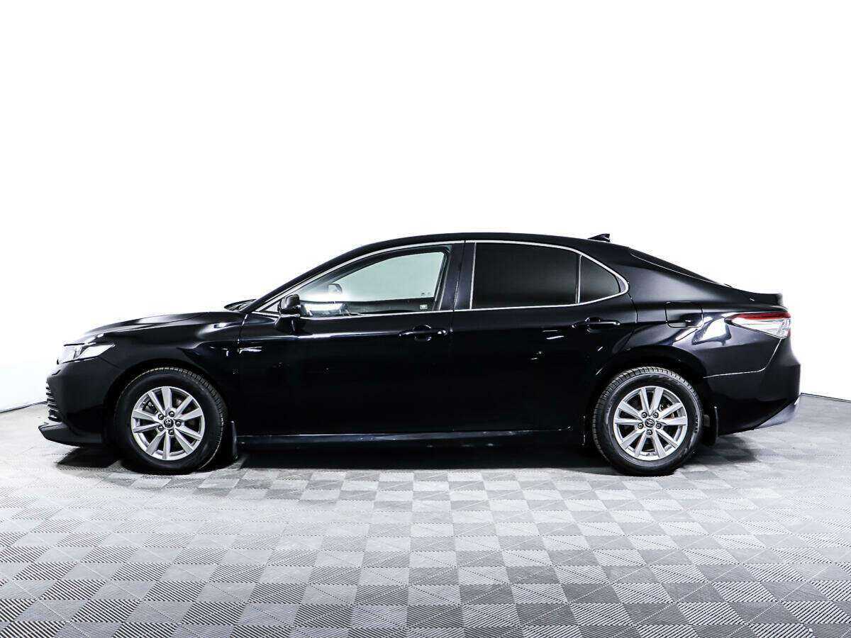 Toyota Camry 2020 года с пробегом. Фото: #2