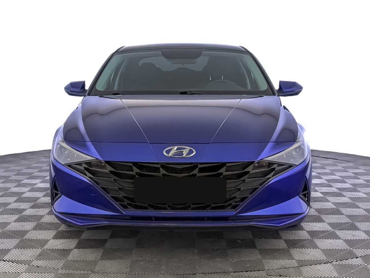 Hyundai Elantra 2021 года с пробегом. Фото: #1