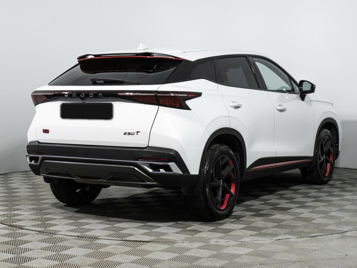 OMODA C5 2022 года с пробегом. Фото: #4