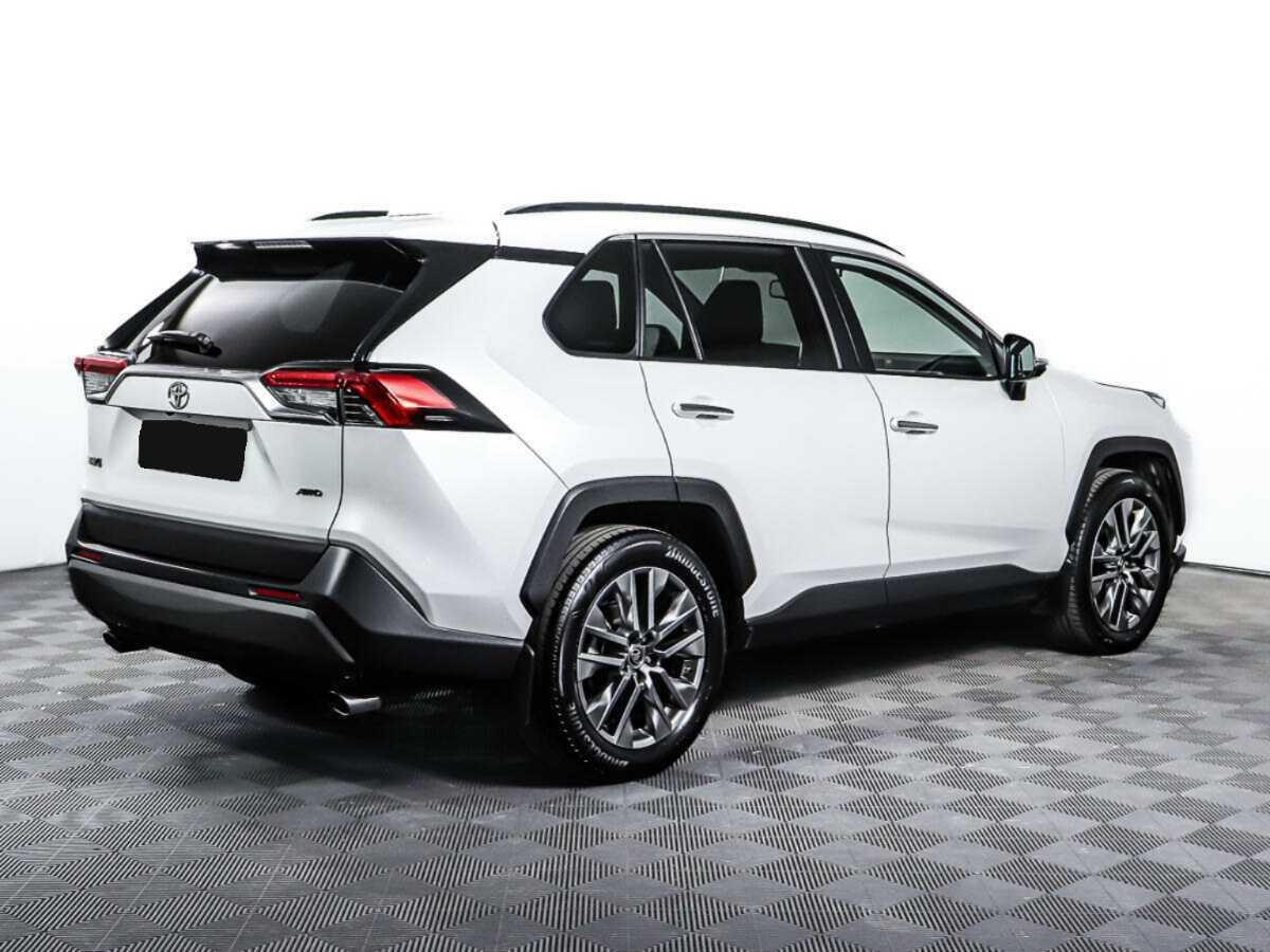 Toyota RAV4 2020 года с пробегом. Фото: #4