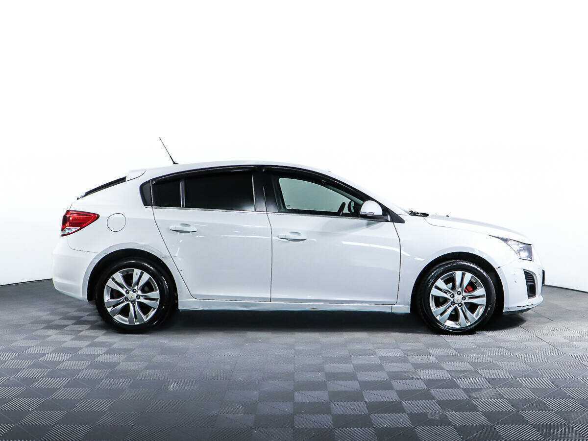 Chevrolet Cruze 2013 года с пробегом. Фото: #2