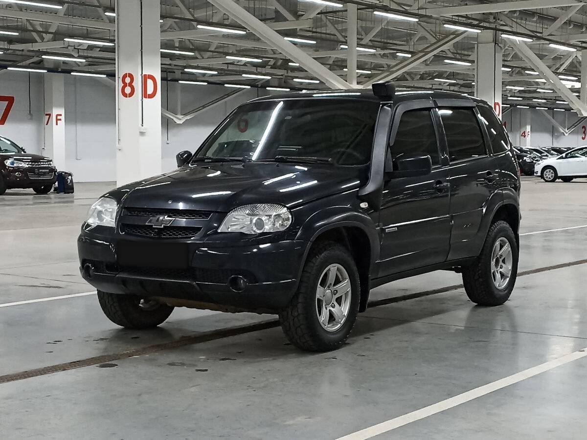 Chevrolet Niva 2018 года с пробегом. Посмотреть фото