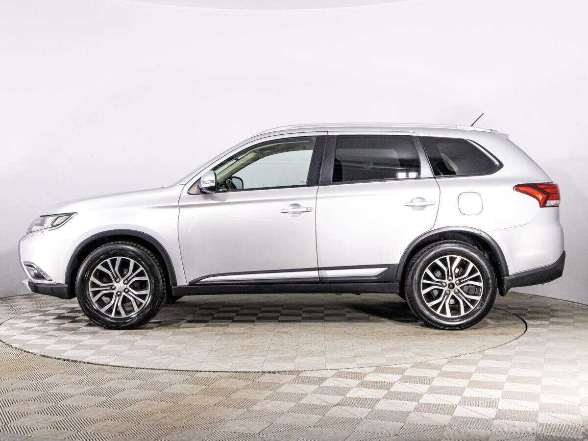 Mitsubishi Outlander 2015 года с пробегом. Фото: #7