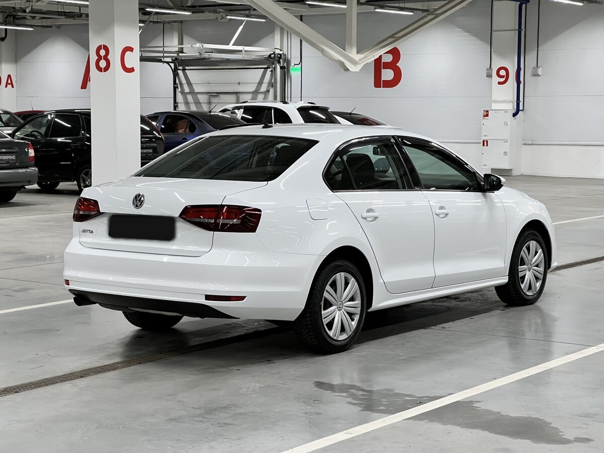 Volkswagen Jetta 2016 года с пробегом. Фото: #4