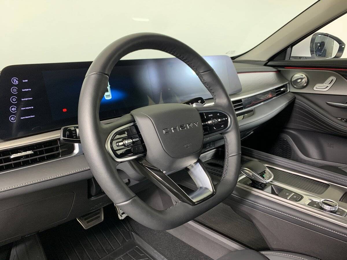 Chery Arrizo 8 2023 года с пробегом. Фото: #10