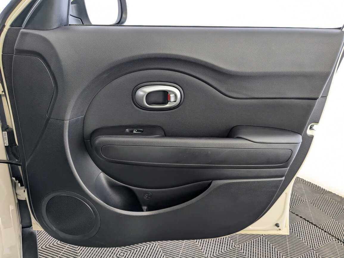 Kia Soul 2018 года с пробегом. Фото: #20