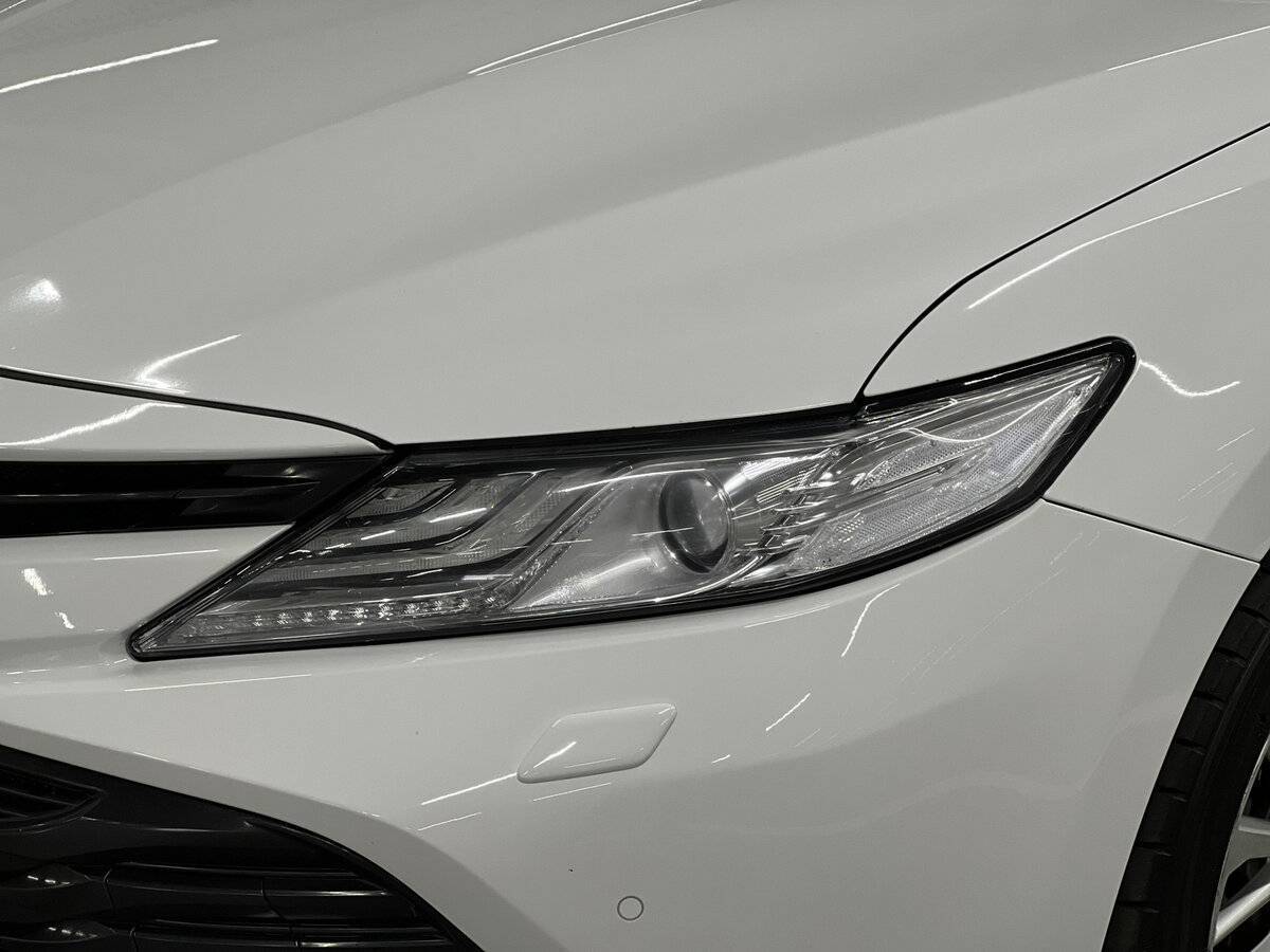 Toyota Camry 2018 года с пробегом. Фото: #16