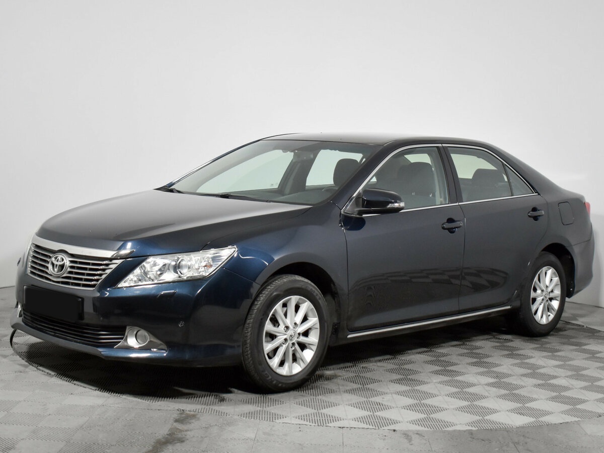 Toyota Camry 2012 года с пробегом. Фото: #0