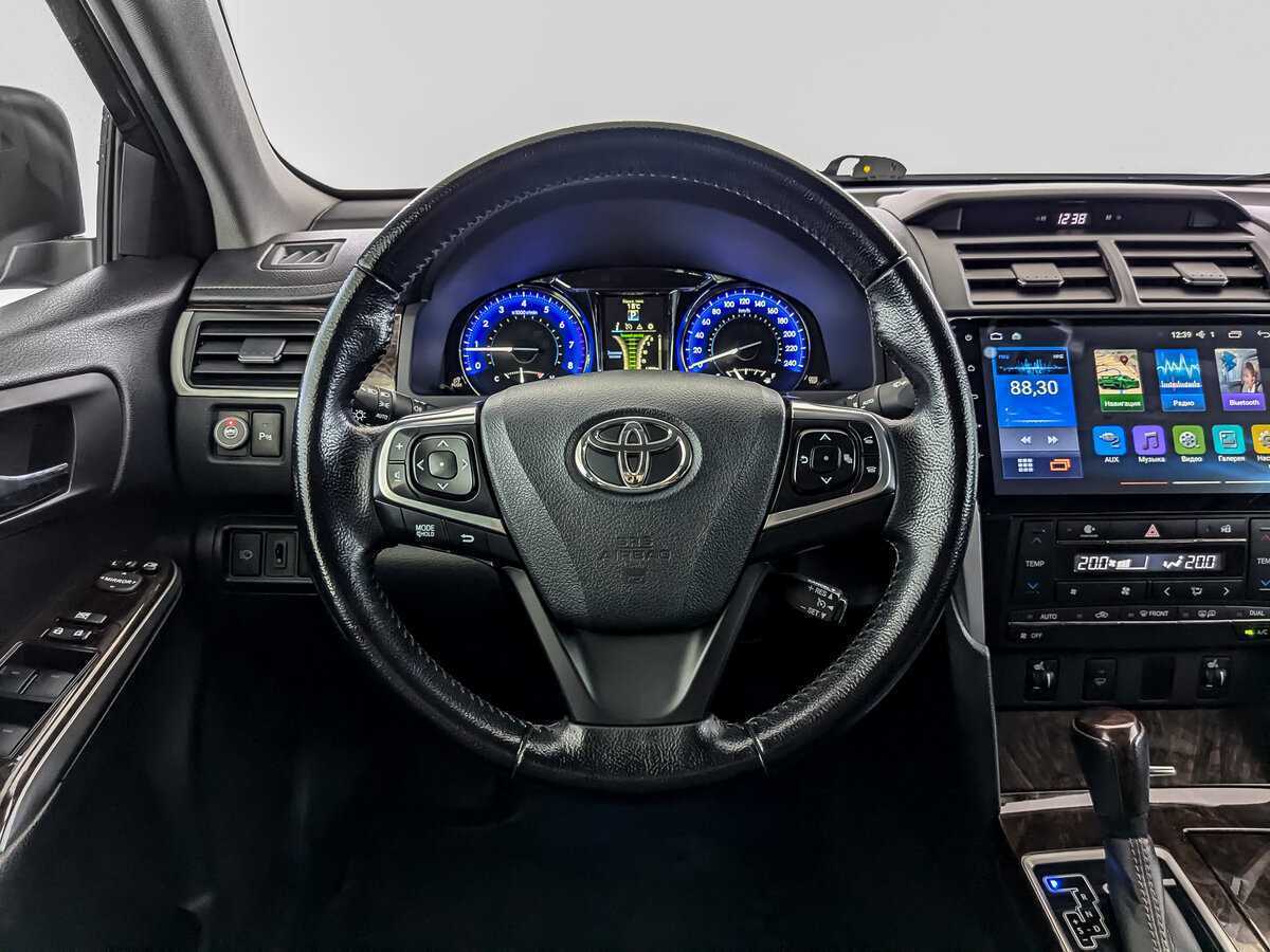 Toyota Camry 2016 года с пробегом. Фото: #17