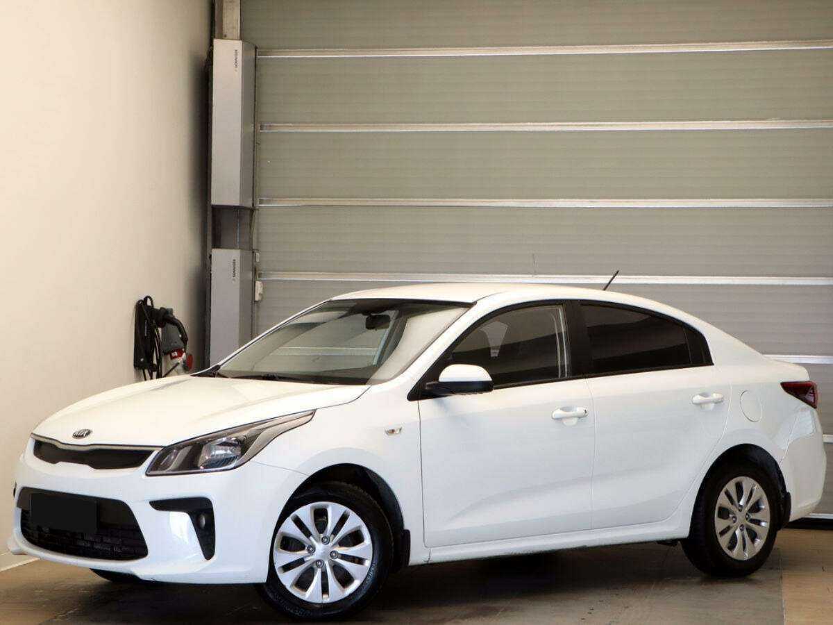 Kia Rio 2018 года с пробегом. Посмотреть фото