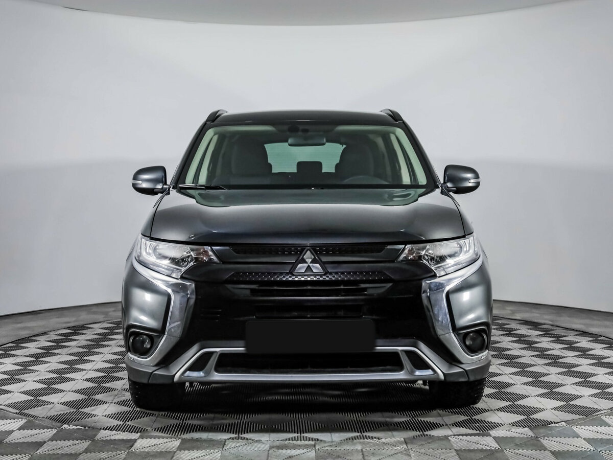 Mitsubishi Outlander 2021 года с пробегом. Фото: #1