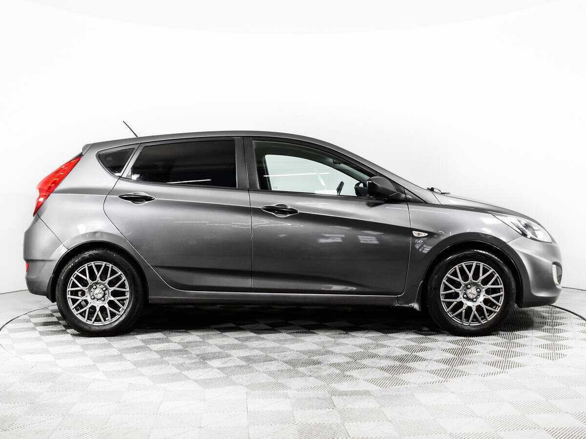 Hyundai Solaris 2012 года с пробегом. Фото: #3