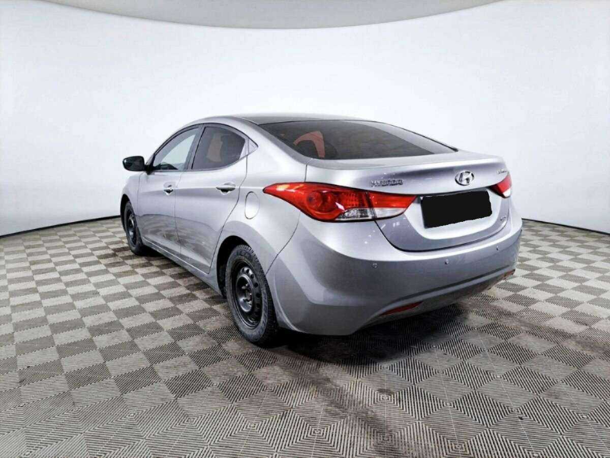 Hyundai Elantra 2013 года с пробегом. Фото: #6