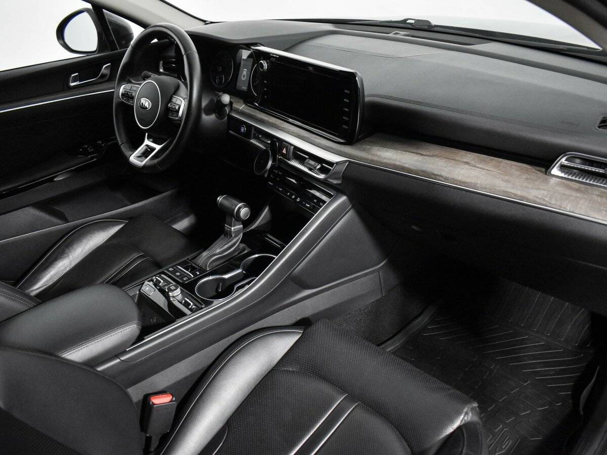 Kia K5 2020 года с пробегом. Фото: #9