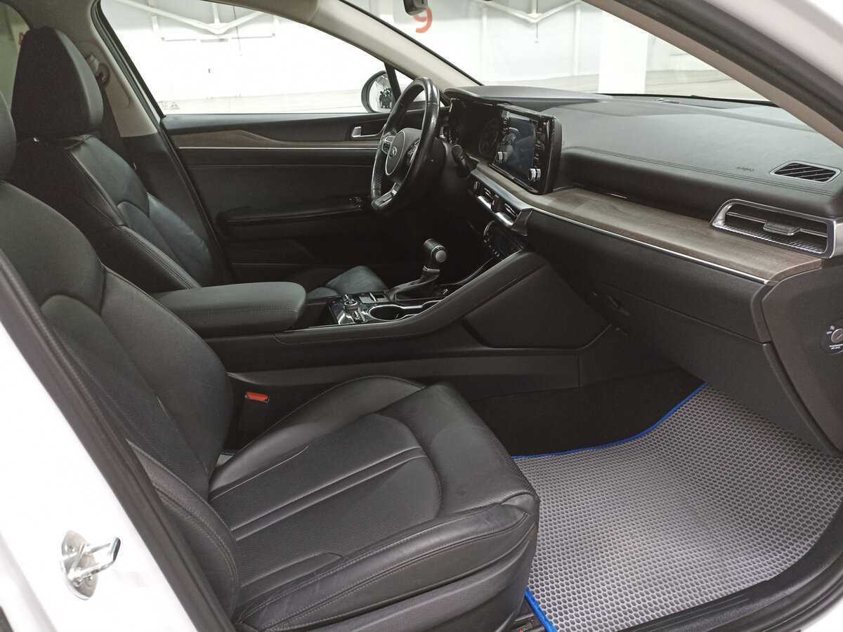 Kia K5 2020 года с пробегом. Фото: #10