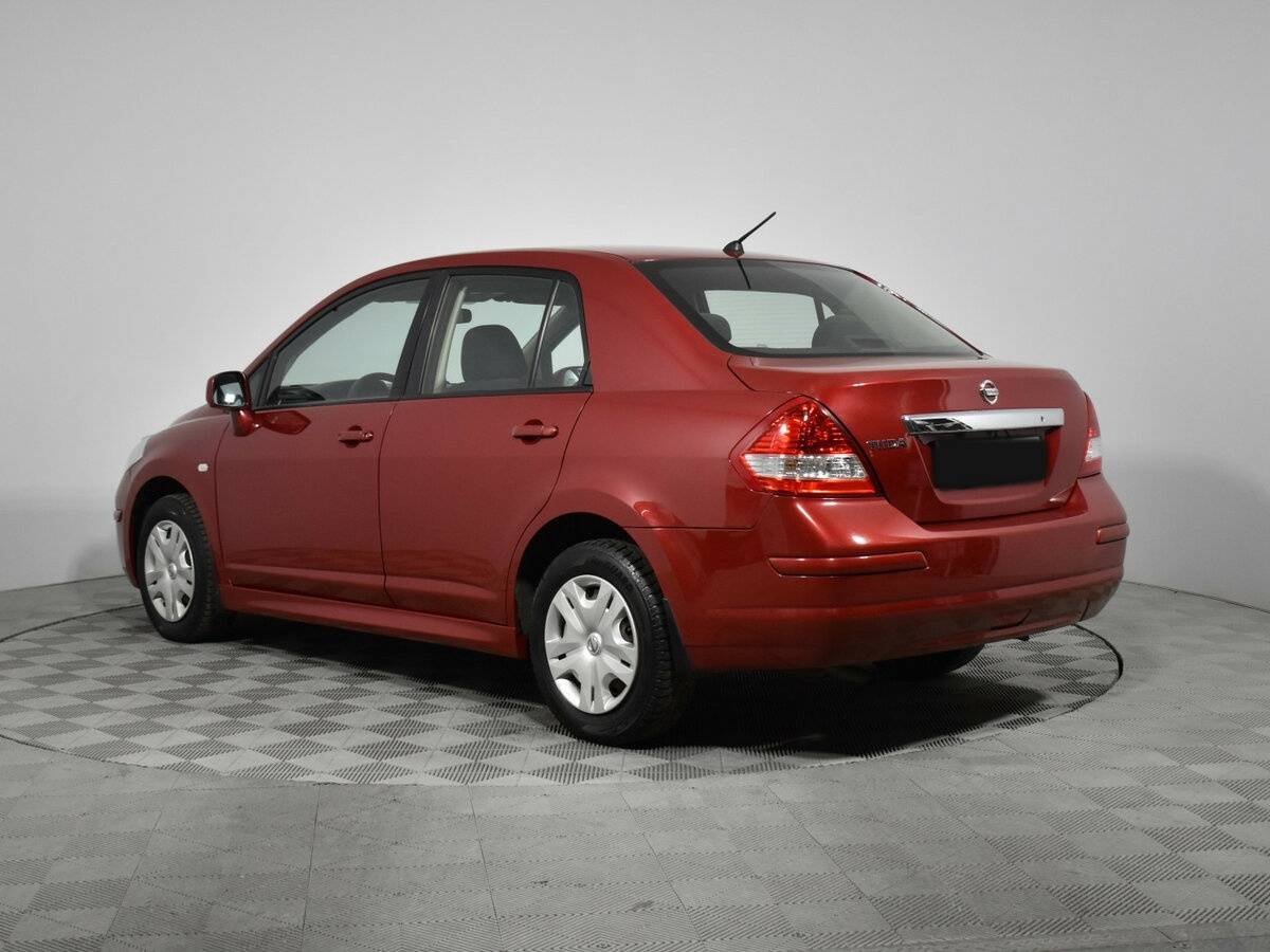 Nissan Tiida 2012 года с пробегом. Фото: #6