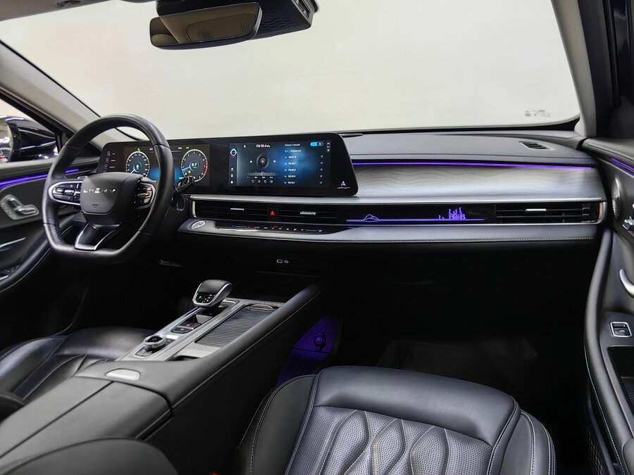 Chery Arrizo 8 2023 года с пробегом. Фото: #12