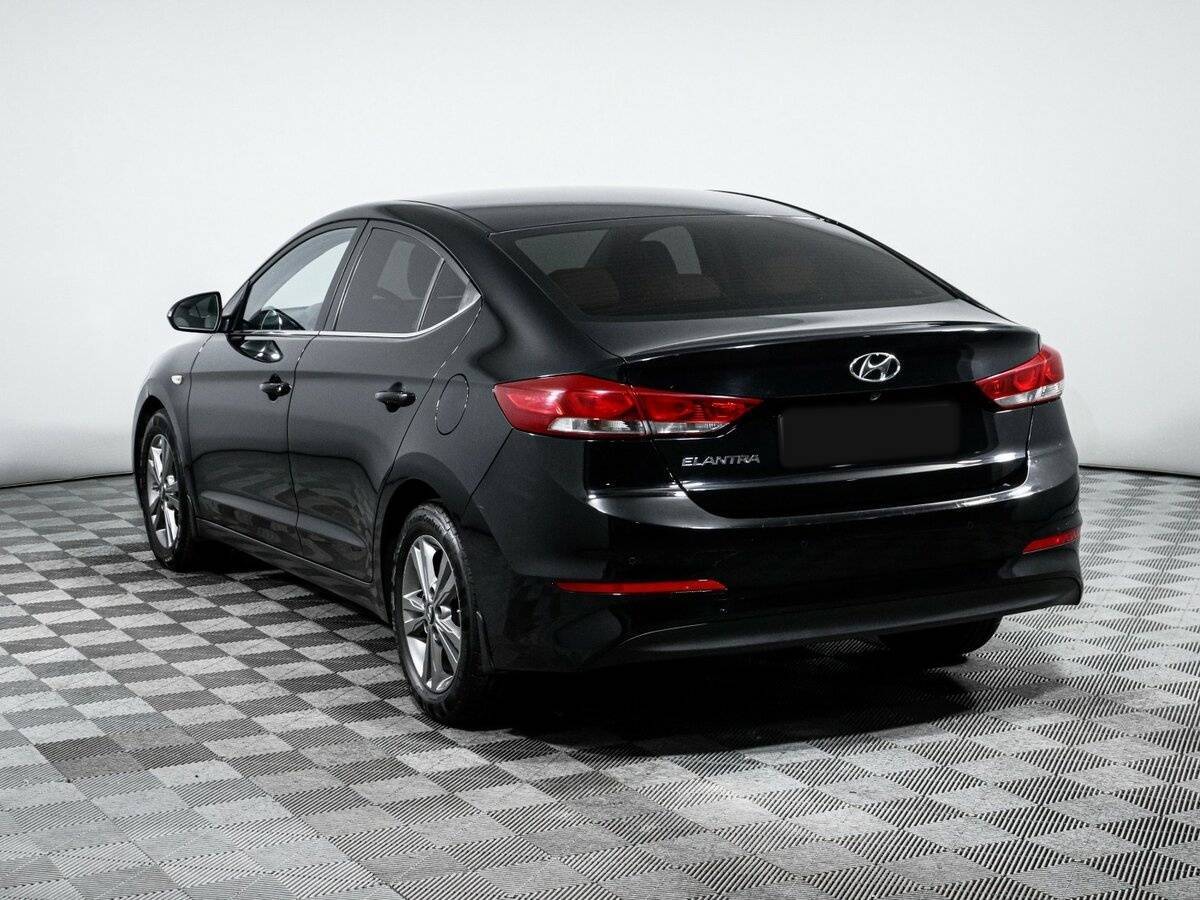 Hyundai Elantra 2016 года с пробегом. Фото: #5