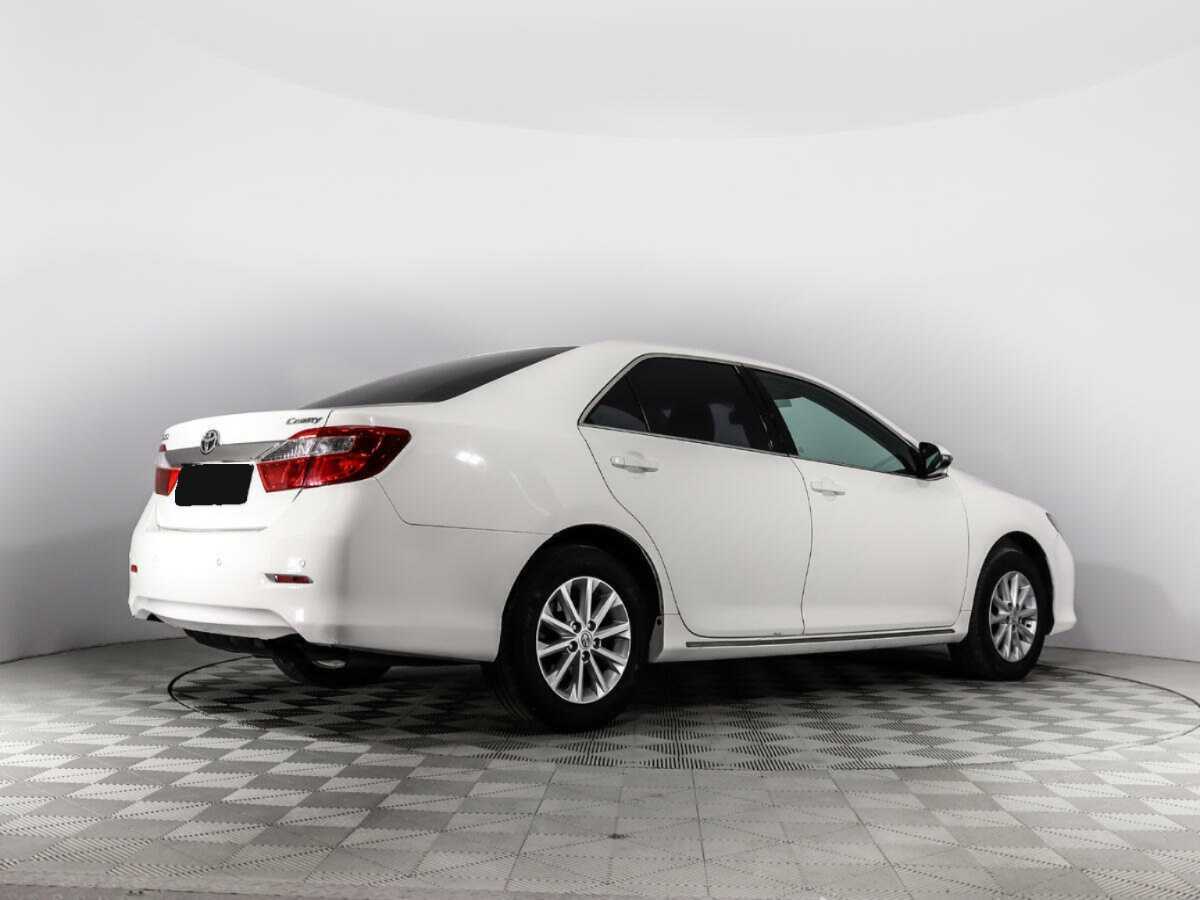Toyota Camry 2014 года с пробегом. Фото: #4