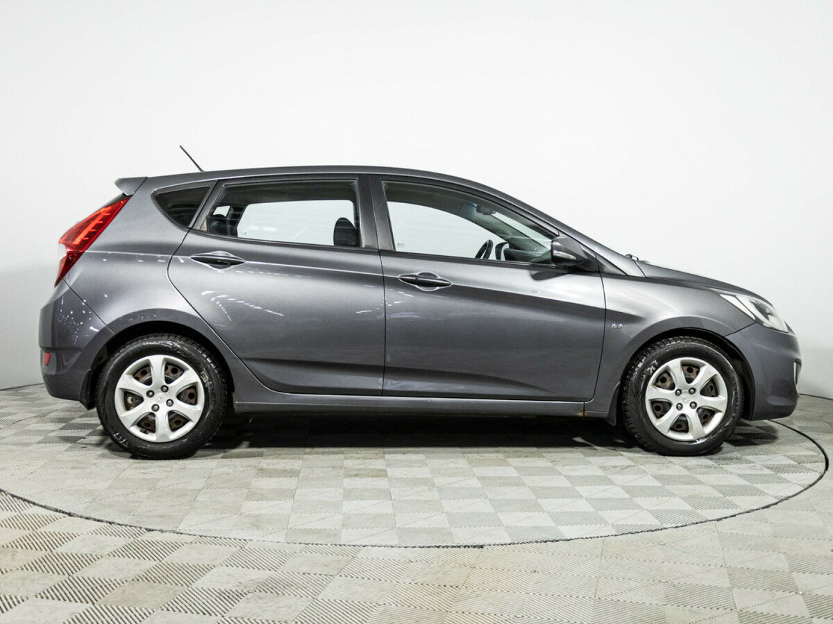 Hyundai Solaris 2012 года с пробегом. Фото: #3