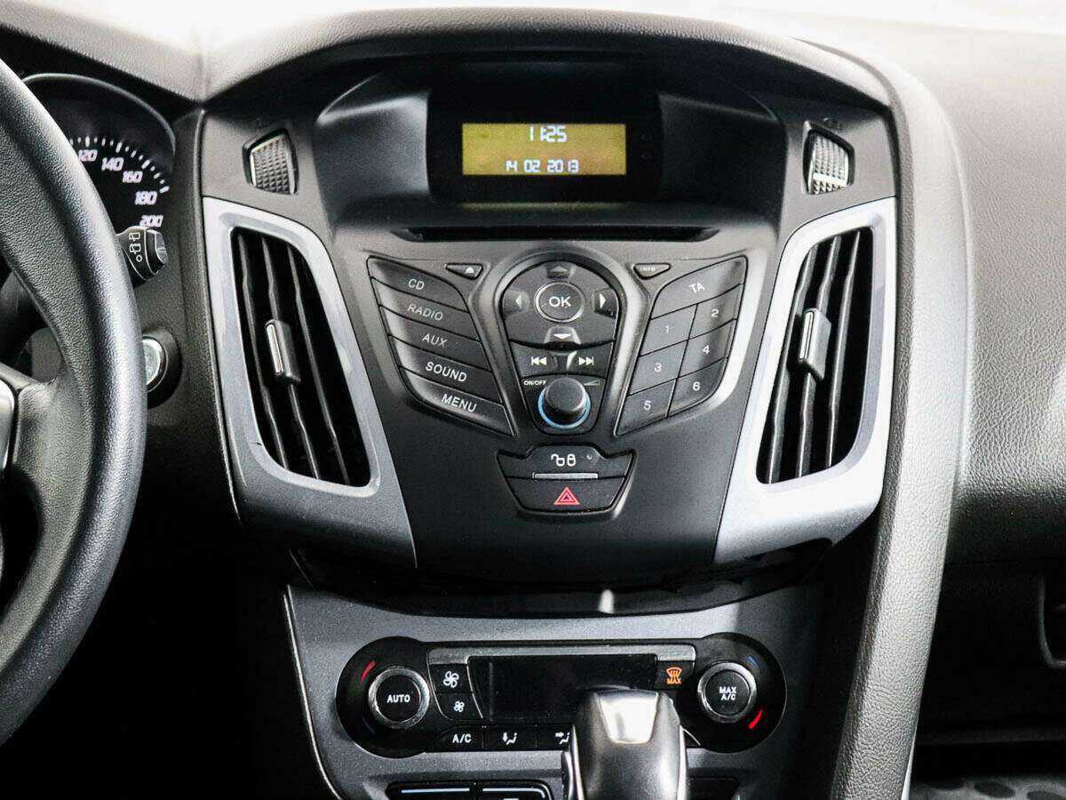 Ford Focus 2012 года с пробегом. Фото: #10