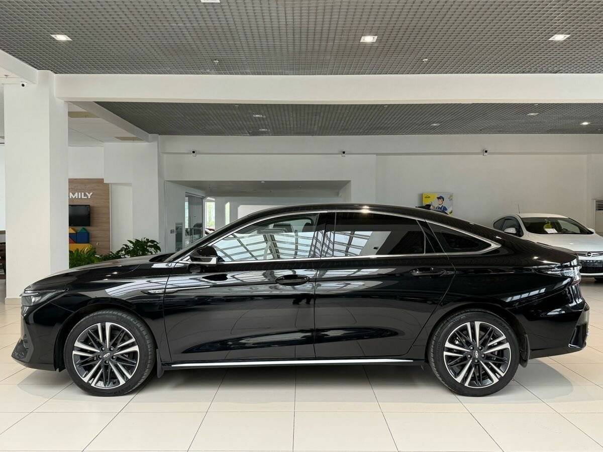 Chery Arrizo 8 2024 года с пробегом. Фото: #9