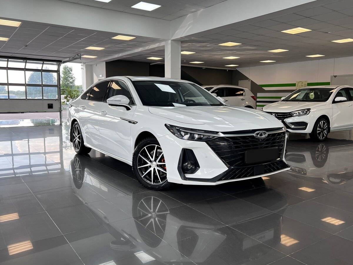 Chery Arrizo 8 2023 года с пробегом. Фото: #4