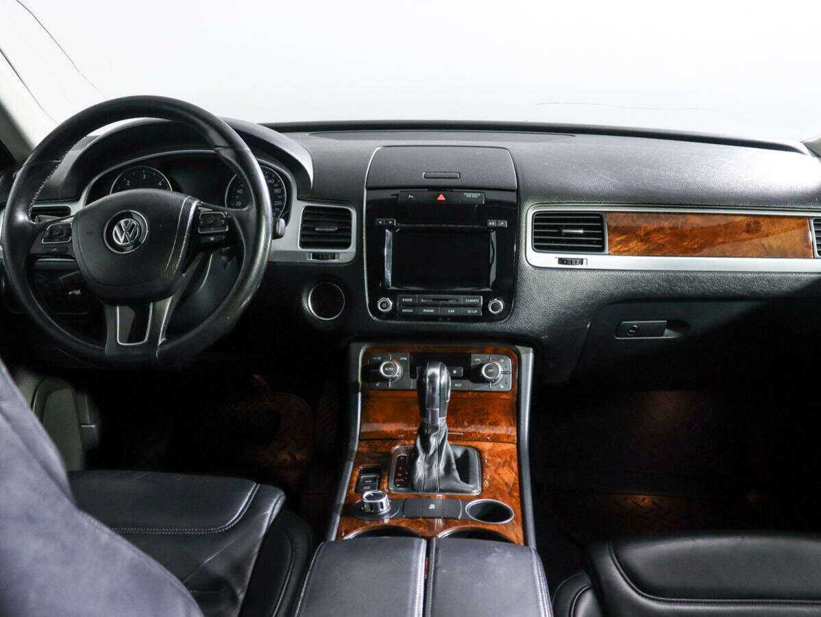 Volkswagen Touareg 2012 года с пробегом. Фото: #6