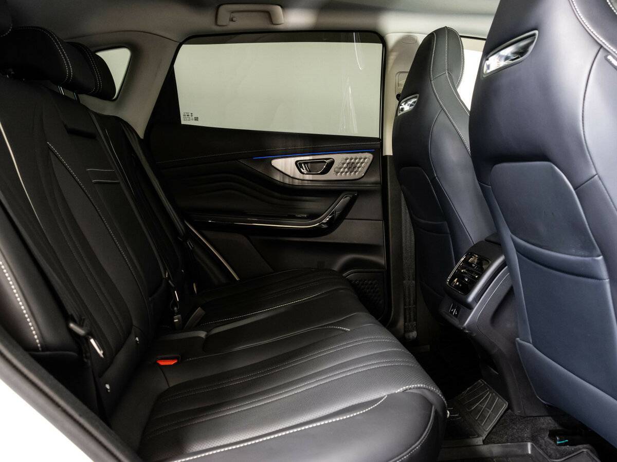 EXEED LX 2024 года с пробегом. Фото: #20