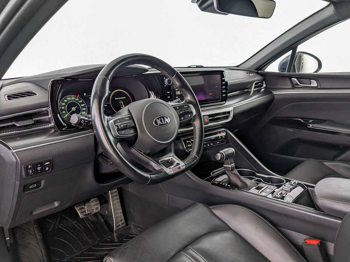 Kia K5 2021 года с пробегом. Фото: #15