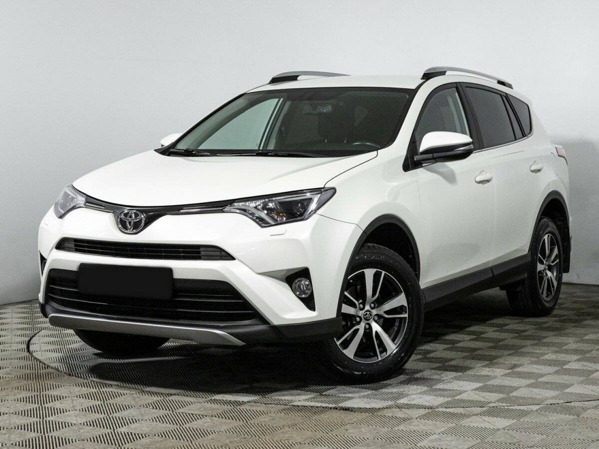 Toyota RAV4 2017 года с пробегом. Фото: #0