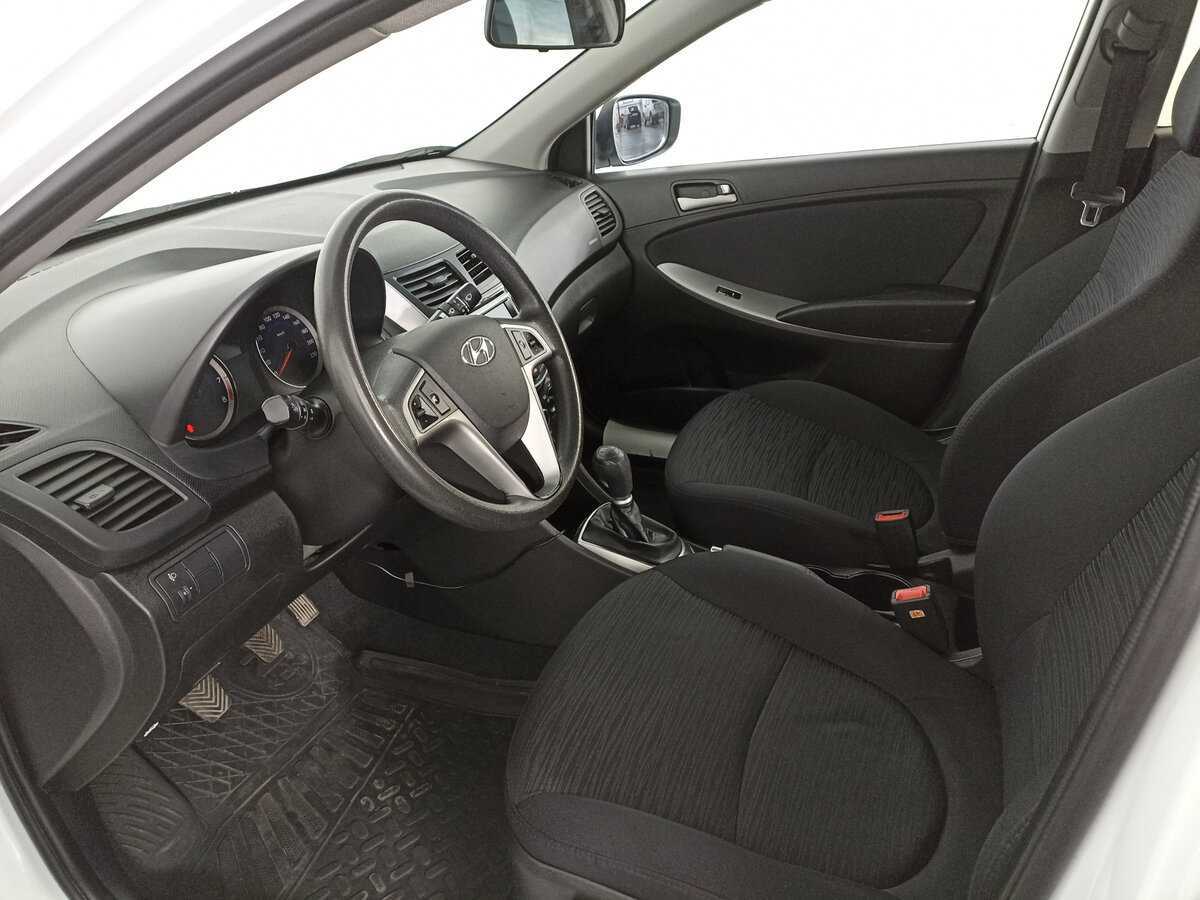 Hyundai Solaris 2015 года с пробегом. Фото: #15