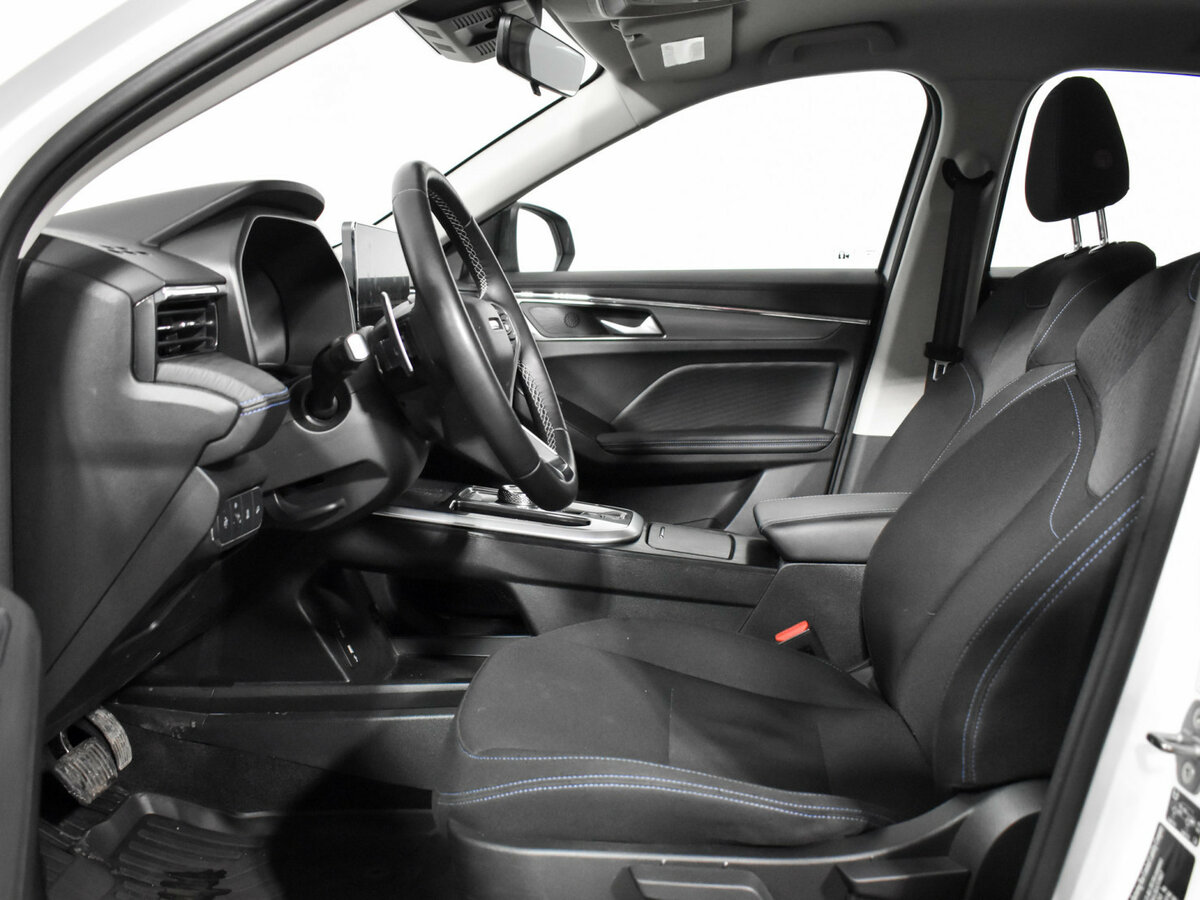 Haval Jolion 2024 года с пробегом. Фото: #8