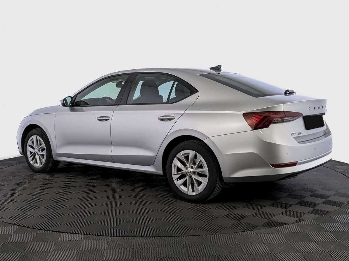 Skoda Octavia 2021 года с пробегом. Фото: #5