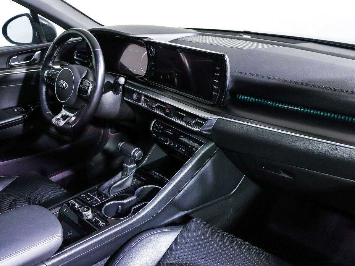 Kia K5 2020 года с пробегом. Фото: #8