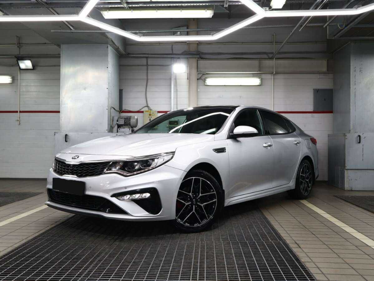 Kia Optima 2018 года с пробегом. Посмотреть фото