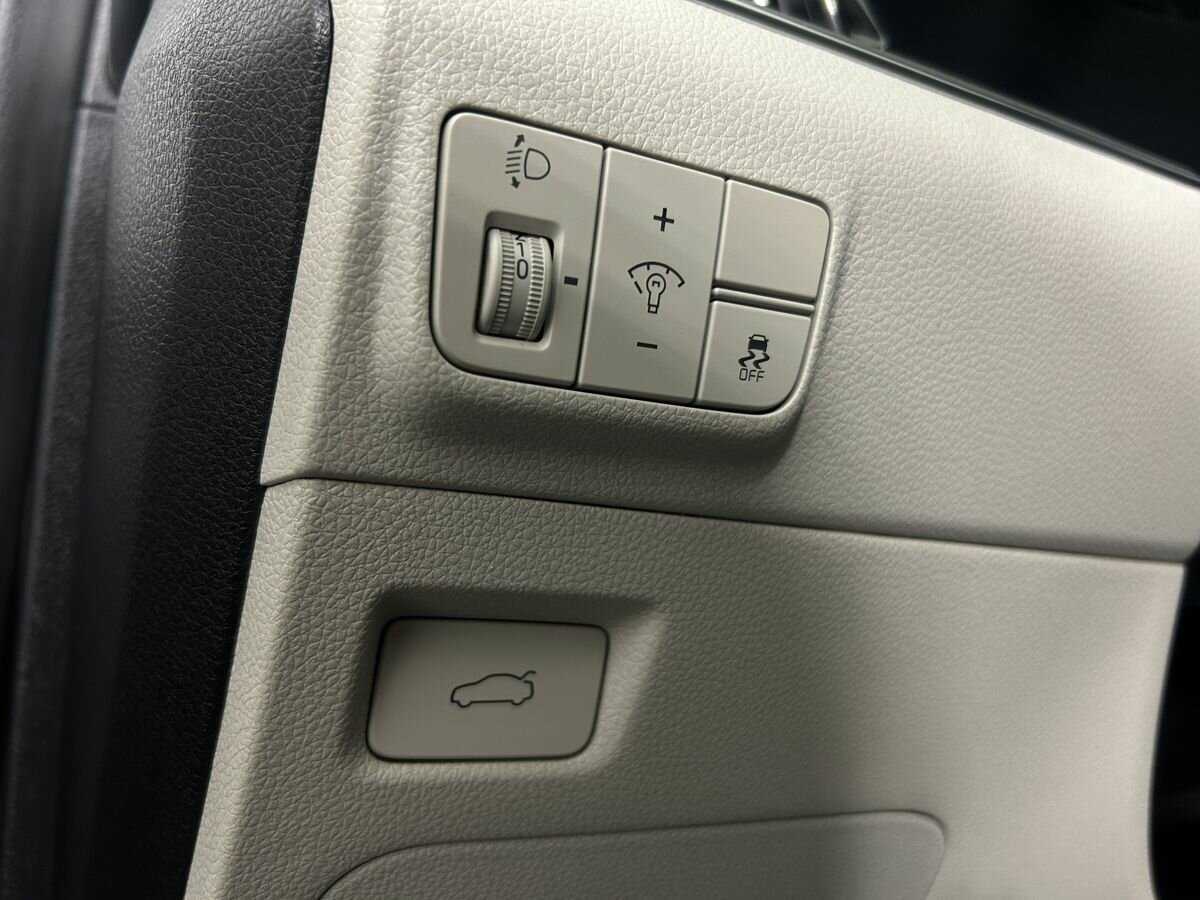 Kia K5 2021 года с пробегом. Фото: #6