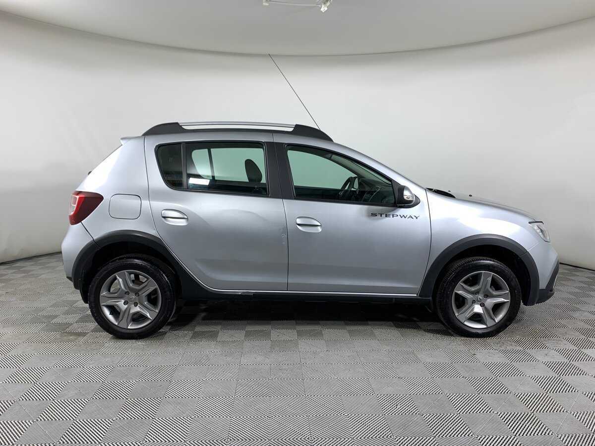Renault Sandero 2022 года с пробегом. Фото: #3