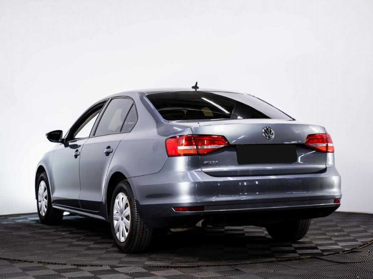Volkswagen Jetta 2015 года с пробегом. Фото: #3