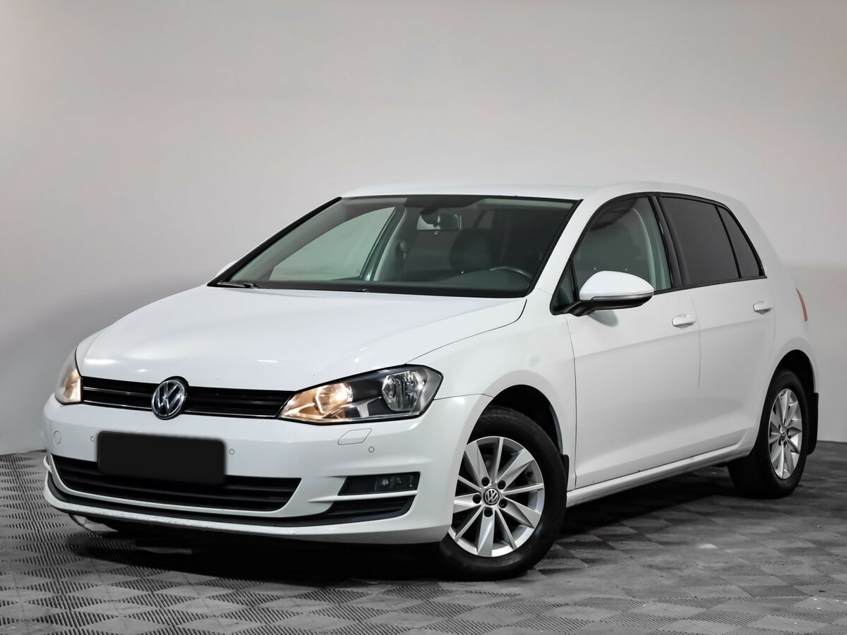 Volkswagen Golf 2015 года с пробегом. Посмотреть фото