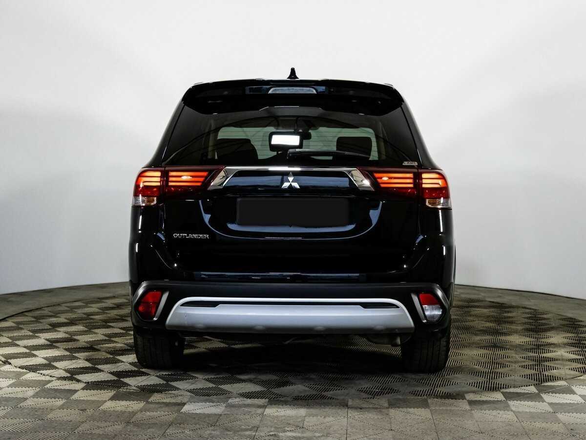 Mitsubishi Outlander 2021 года с пробегом. Фото: #5