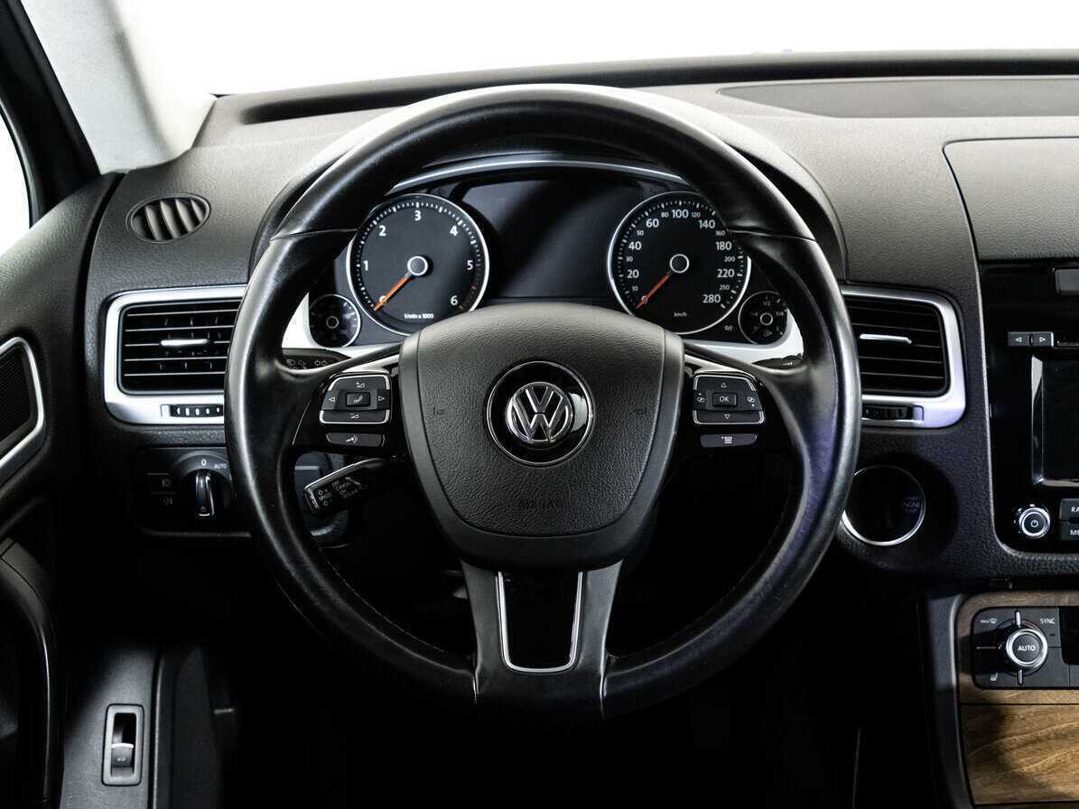 Volkswagen Touareg 2012 года с пробегом. Фото: #9