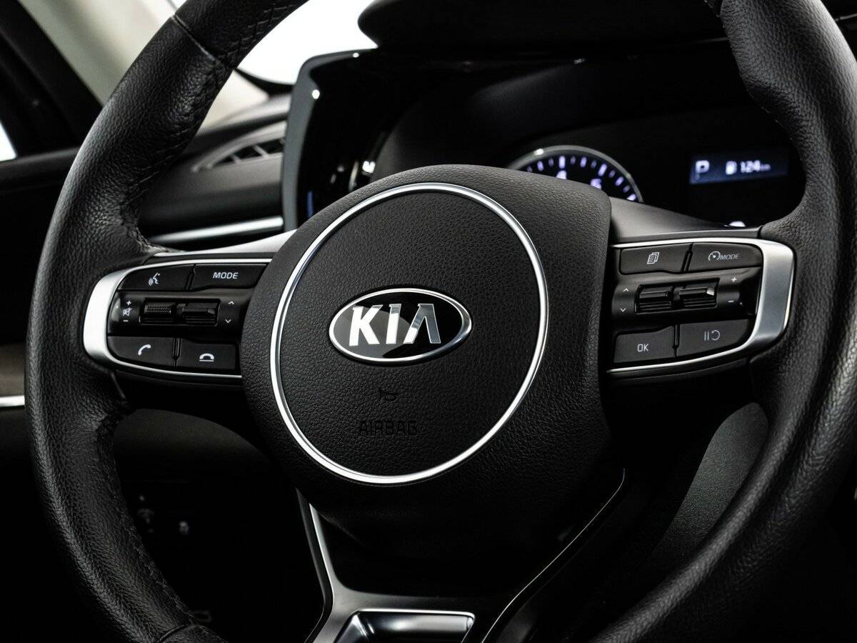 Kia K5 2020 года с пробегом. Фото: #16