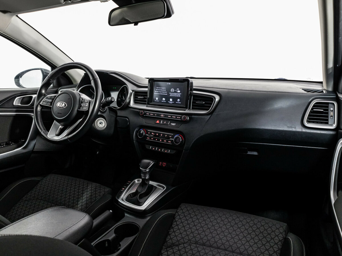 Kia Ceed 2019 года с пробегом. Фото: #6