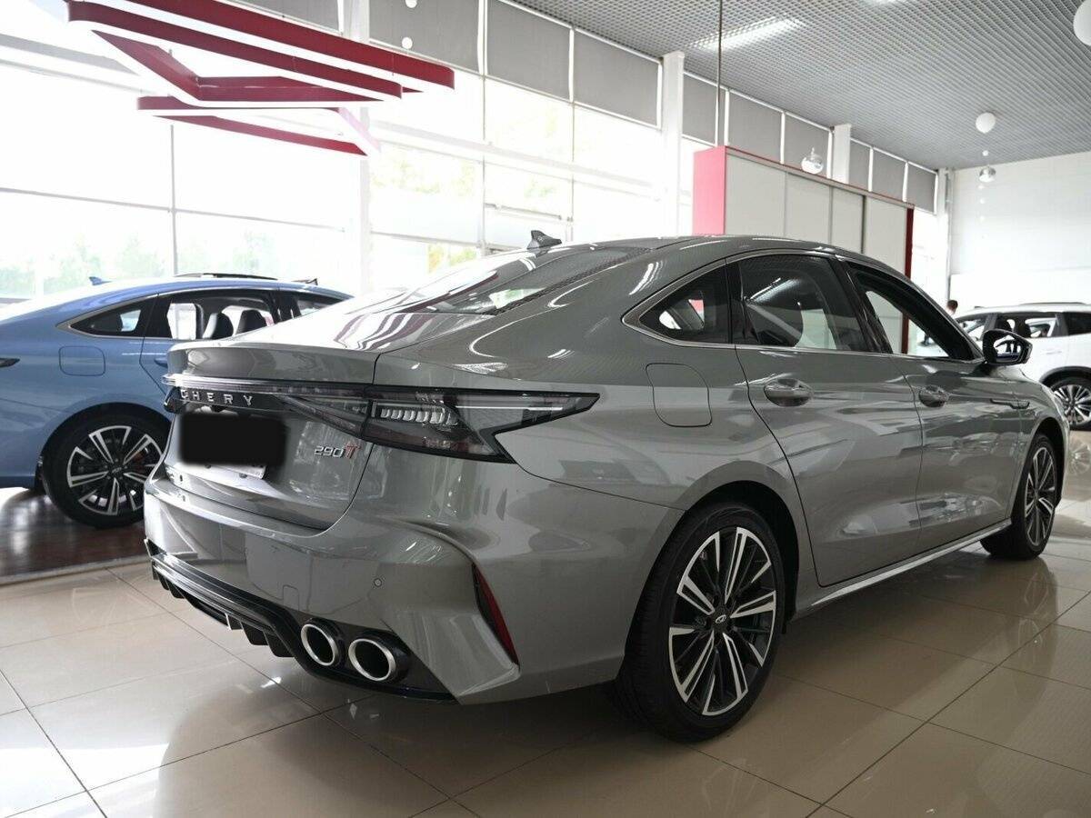 Chery Arrizo 8 2024 года с пробегом. Фото: #2