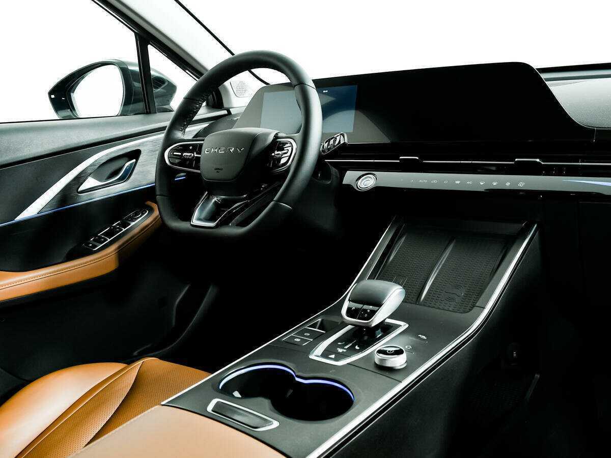 OMODA C5 2022 года с пробегом. Фото: #8