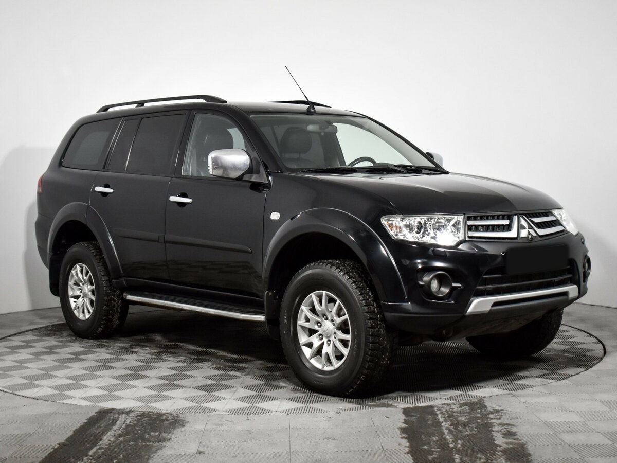 Mitsubishi Pajero Sport 2013 года с пробегом. Фото: #2